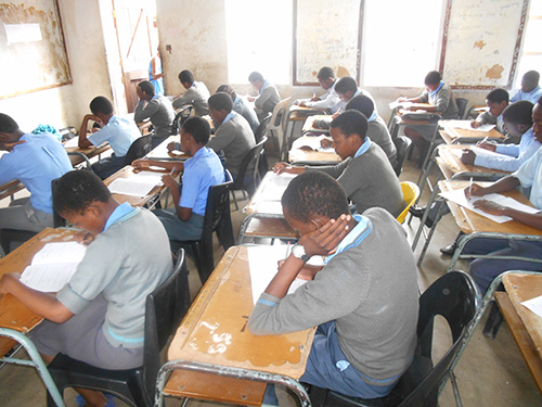When writing examinations, candidates should make sure that they sign against their names on the attendance register